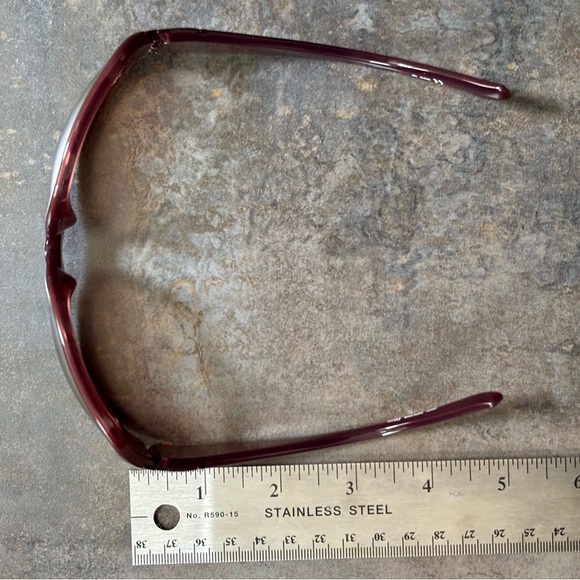 Hugo Boss burgundy sunglasses - Picture 5 of 8